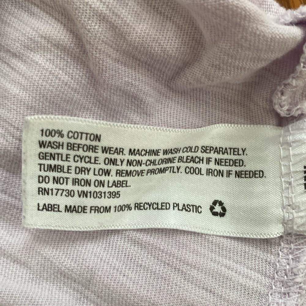 Universal Thread Oversized Tanks - Picture 5 of 5